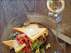 Sallad med äpplen Sallad med äpplen