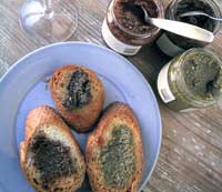Crostinis Crostinis
