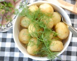 Kokt färskpotatis