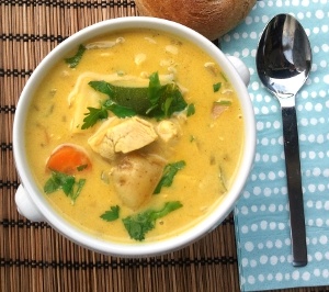 Kycklingsoppa med curry Kycklingsoppa med curry