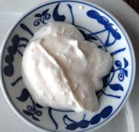 Yoghurtsås med ingefära