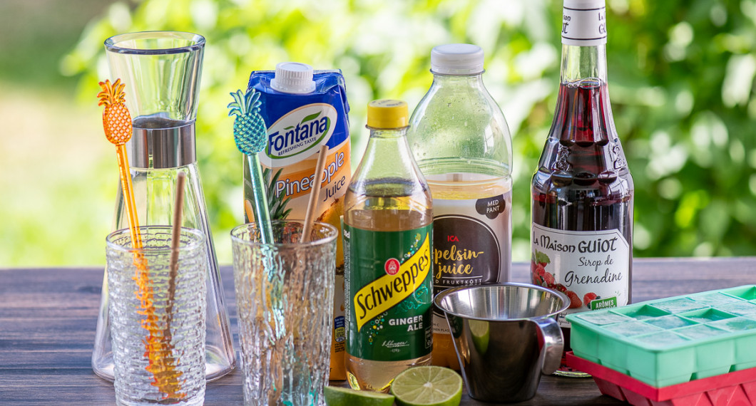 Till drinken behöver du ananasjuice, ginger ale, lime, apelsinjuice, grenadine och is. 