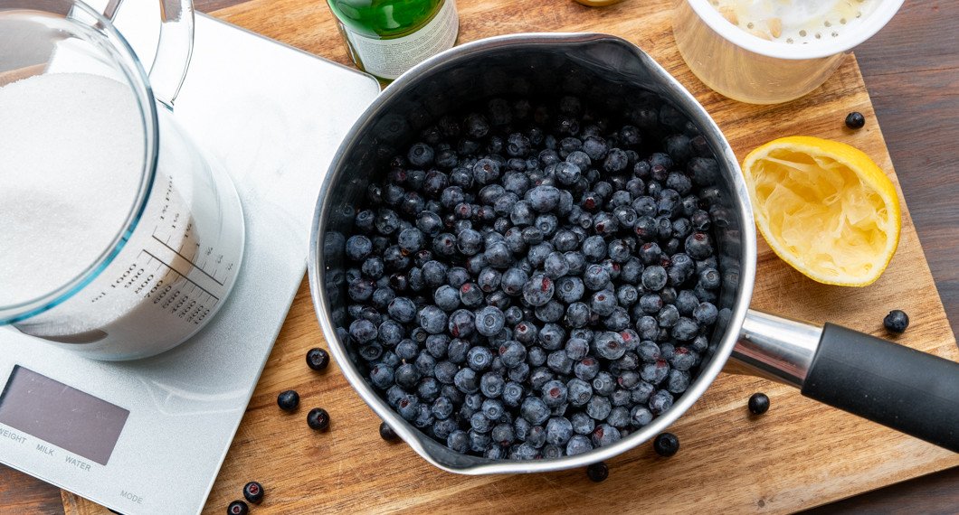 Ingredienser till blåbärssylt