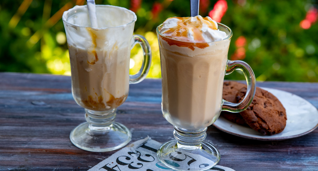 Läskande och svalkande iskaffe för sötsugna