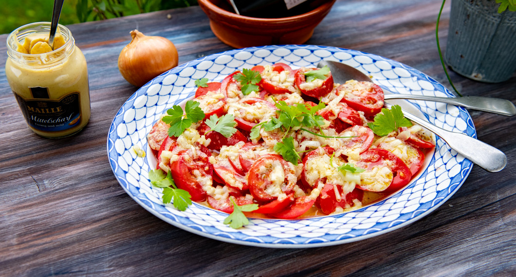 Tomatsallad på franskt vis med Dijonsenap