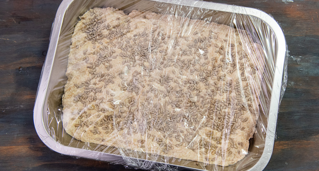 Jäs övertäckt i kylen i minst 8 och längst 18 timmar. 