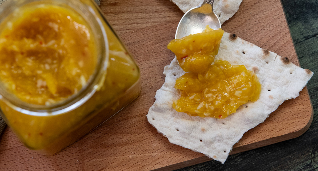 Marmeladen kan du servera som vanlig marmelad eller till ostar. 