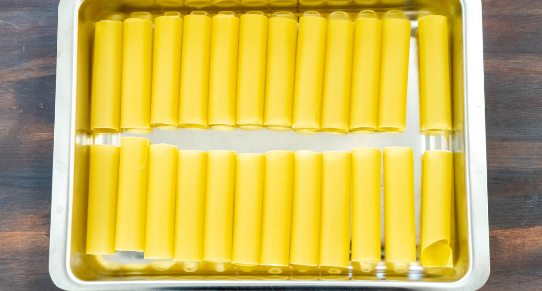 Prova gärna ut så pastarören får plats i en lämplig form. 