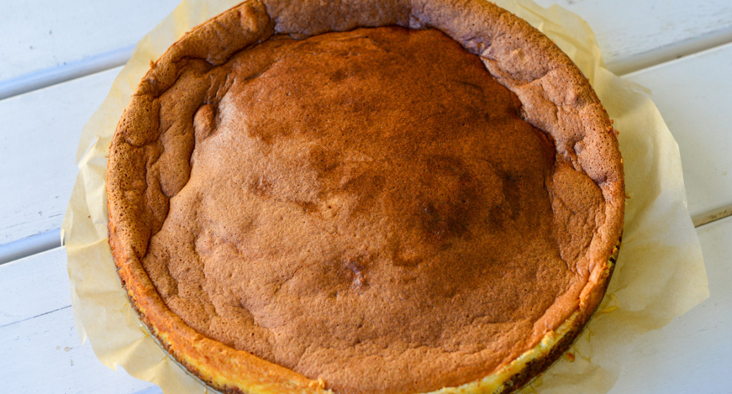 Den bakade cheesecaken innan servering.  