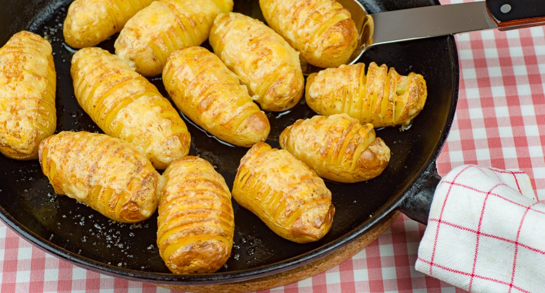 Hasselbackspotatis med ost