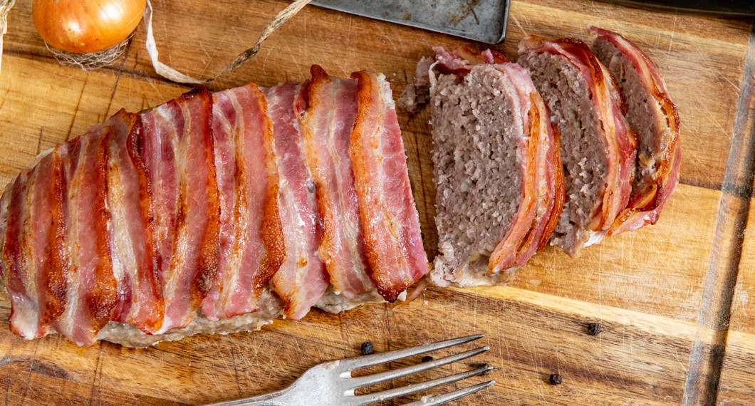 Uppskuren köttfärslimpa i skivor