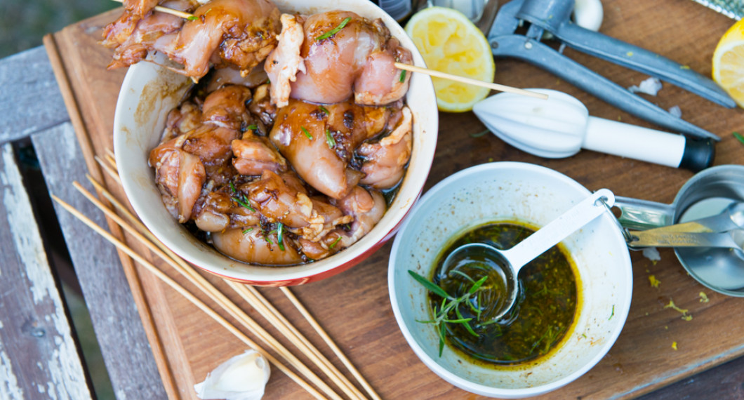 Marinaden till kycklingspetten