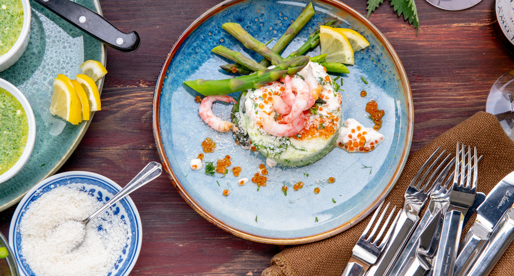 Nässeltimbaler till förrätt med räkor