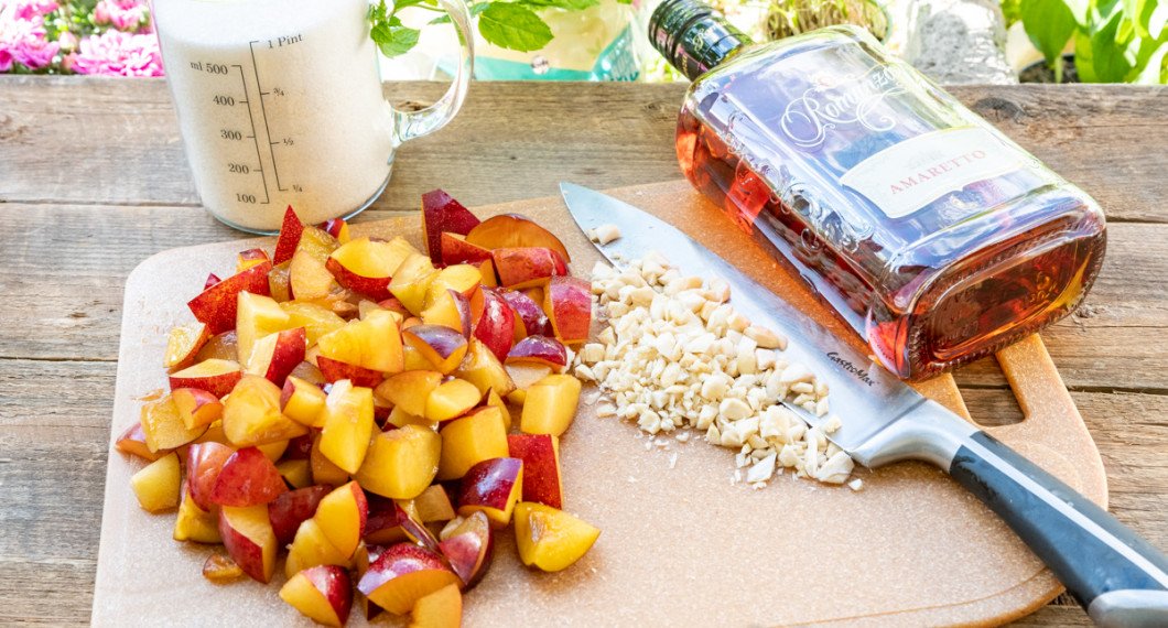 Ingredienser till plommonmarmeladen 