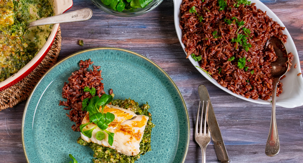 Rött råris serverat som tillbehör 