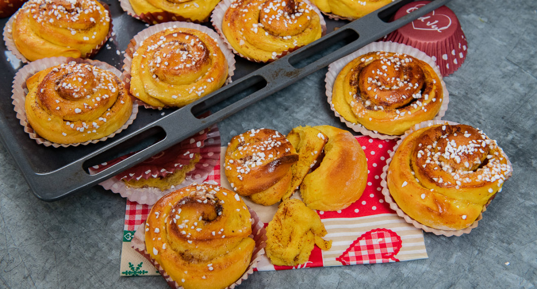 En slags kanelbullar med saffran du får om du blandar ihop lussekatter och kanelbullar. 