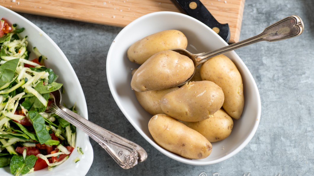 mos på mandelpotatis mos på mandelpotatis