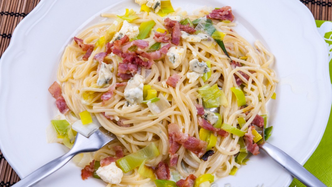 Pasta med gorgonzola och bacon