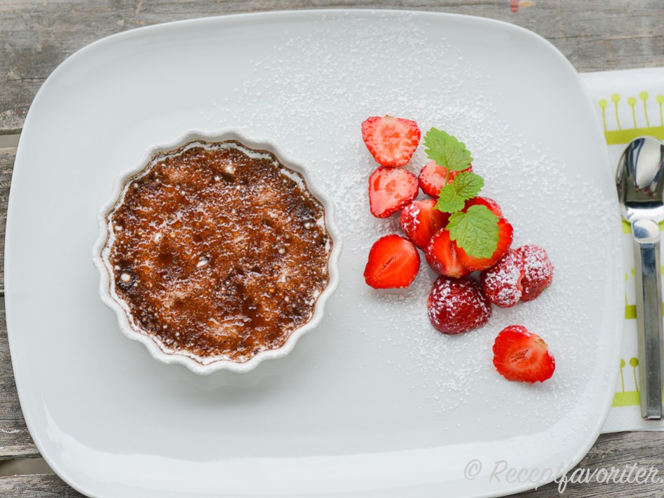dessert med choklad dessert med choklad
