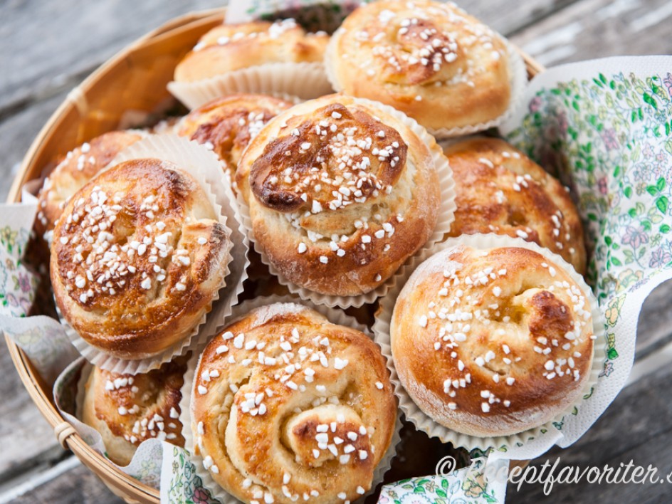 bullar med smör fyllning bullar med smör fyllning