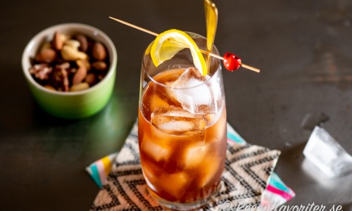 Chimayo cocktail eller longdrink med rostad nötmix