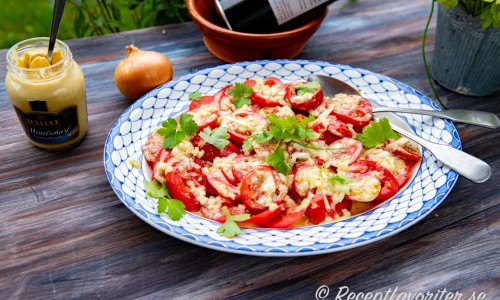 Tomatsallad på franskt vis med Dijonsenap