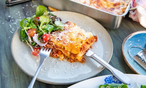 Italiensk lasagne på tallrik