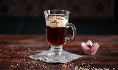 Kaffe med Xanté är en varm kaffedrink med smak av päronkonjak. 