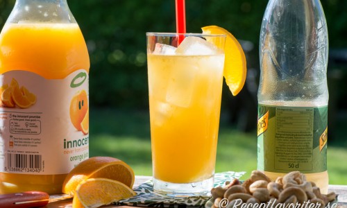 Nursery Fizz - en alkoholfri festlig cocktail eller drink