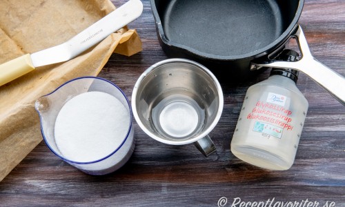 Ingredienser och utrustning till sockerglas