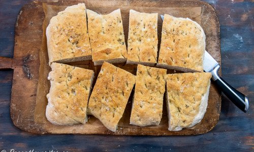 En variant på focaccia bakad med dinkelmjöl. 