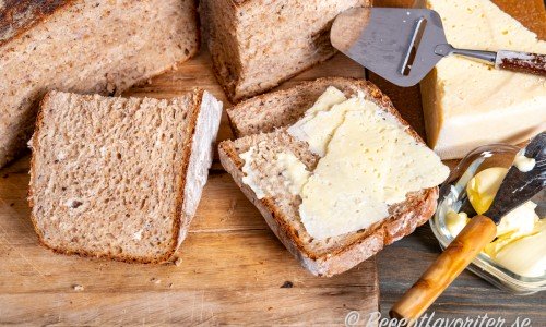 Grytbrödet är gott som vanligt grovt bröd till det mesta. 