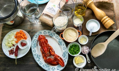 Ingredienser till hummerrisotton