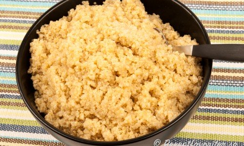 Grundrecept på kokt quinoa. Quinoa passar som tillbehör till det mesta.