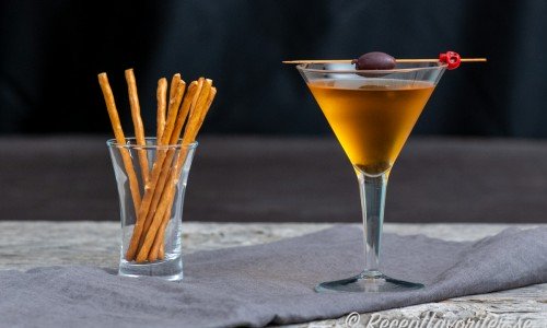 En variant på Martini med mörk rom och vermouth.