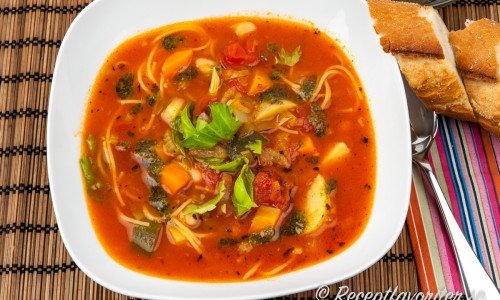 Minestronesoppa Italiensk grönsakssoppa