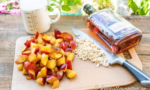 Ingredienser till plommonmarmeladen 