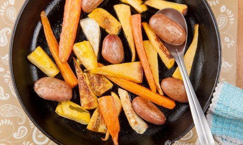 Rostade rotgrönsaker med potatis, morot, palsternacka och pumpa. 