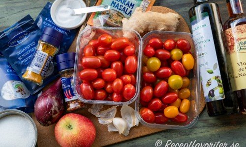 Ingredienser till tomatchutneyn