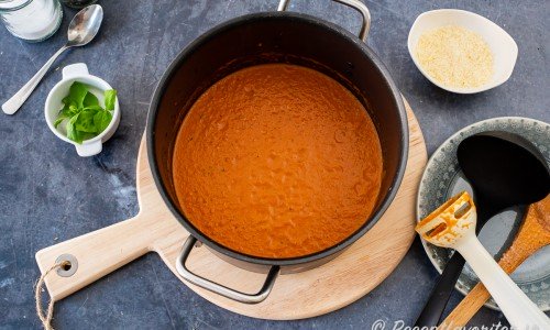 Mixa gärna soppan slät med en stavmixer innan servering. 