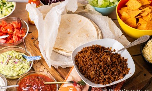 Vegetarisk tacobuffé med quornfärs eller sojafärs