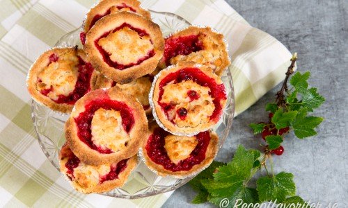  Vinbärskakorna är goda till fika, fest eller buffé. 