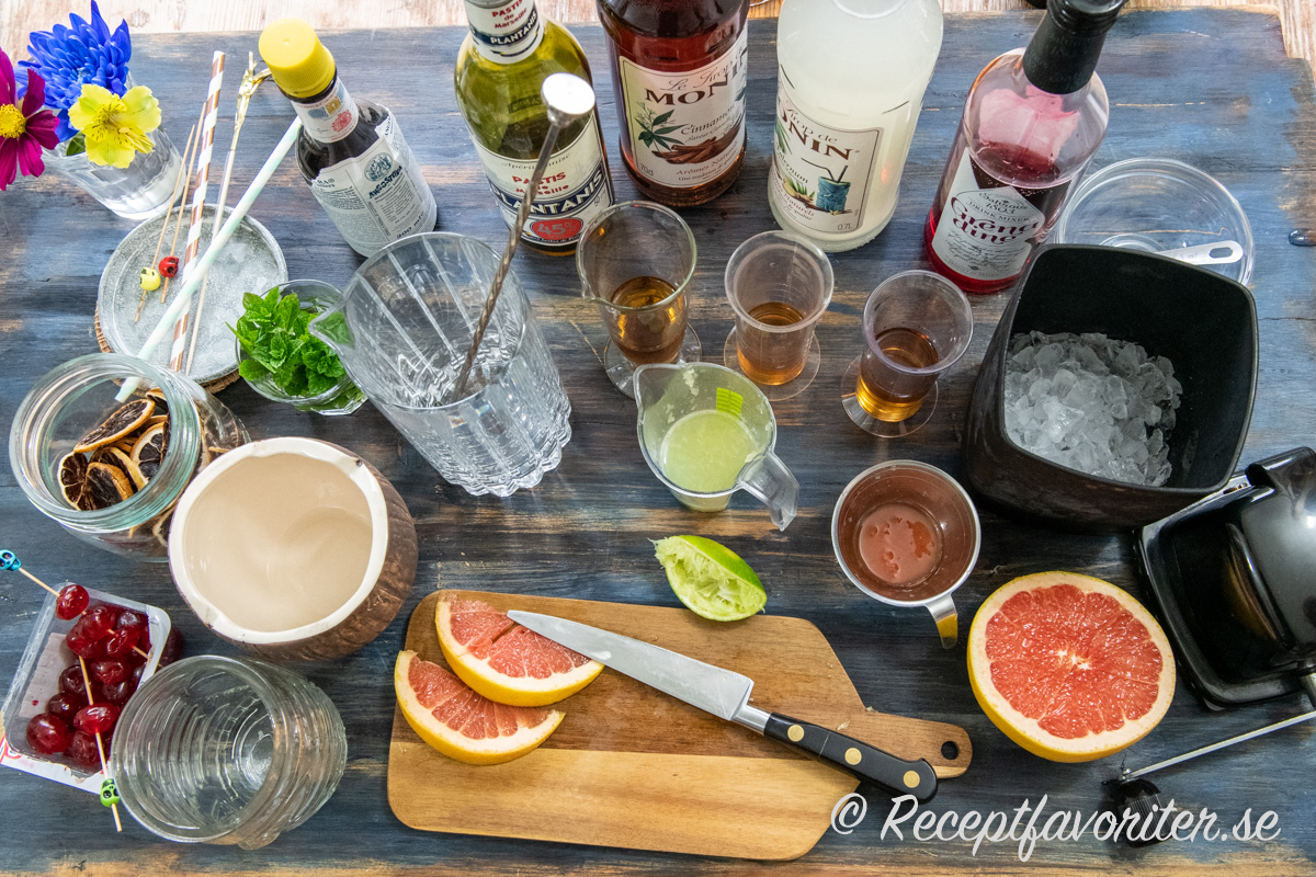 Blanda drinkar och cocktails som ett proffs Blanda drinkar och cocktails som ett proffs