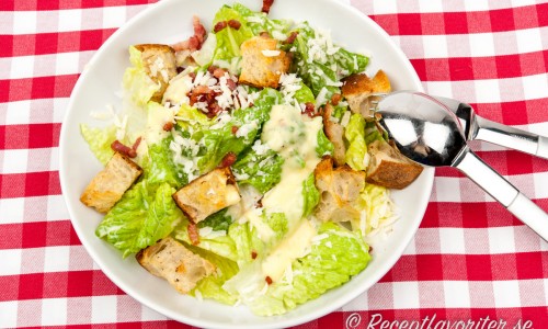 Caesarsallad med caesardressing
