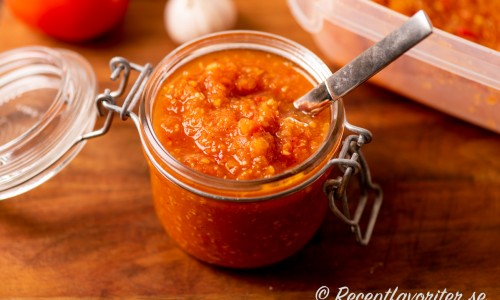 Chilisalsa som passar till Mexikansk mat som tacos, tortillas och pulled beef.