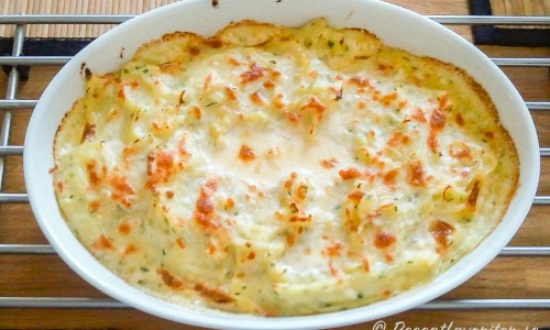 Gratinerat potatismos med gräslök