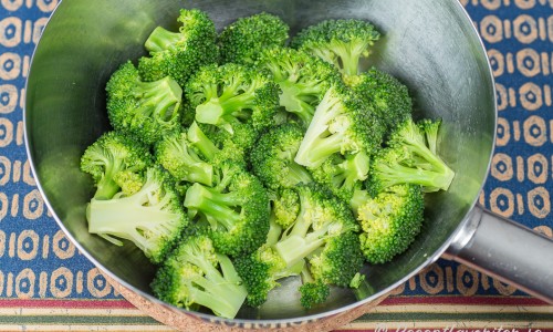 Kokt broccoli i kastrull